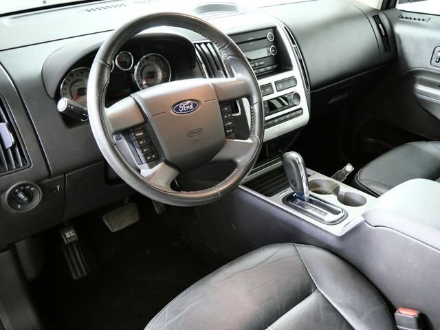 Used 2009 Gray Ford Limited image 3