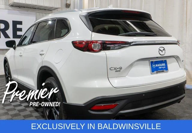 Used 2022 White Mazda Touring Plus image 7