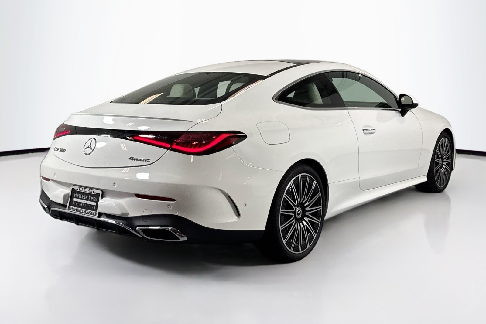 New 2026 Polar White Mercedes-Benz CLE 300 image 5