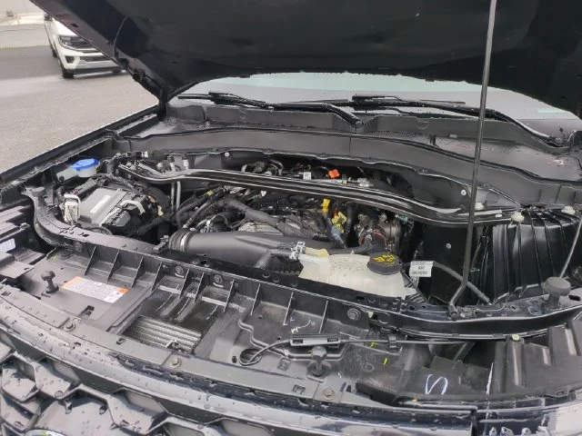 Used 2025 Gray Ford ST-Line image 38