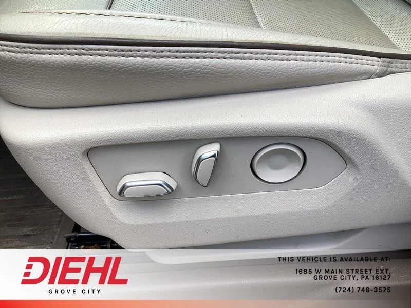 Used 2022 Black GMC Denali image 18