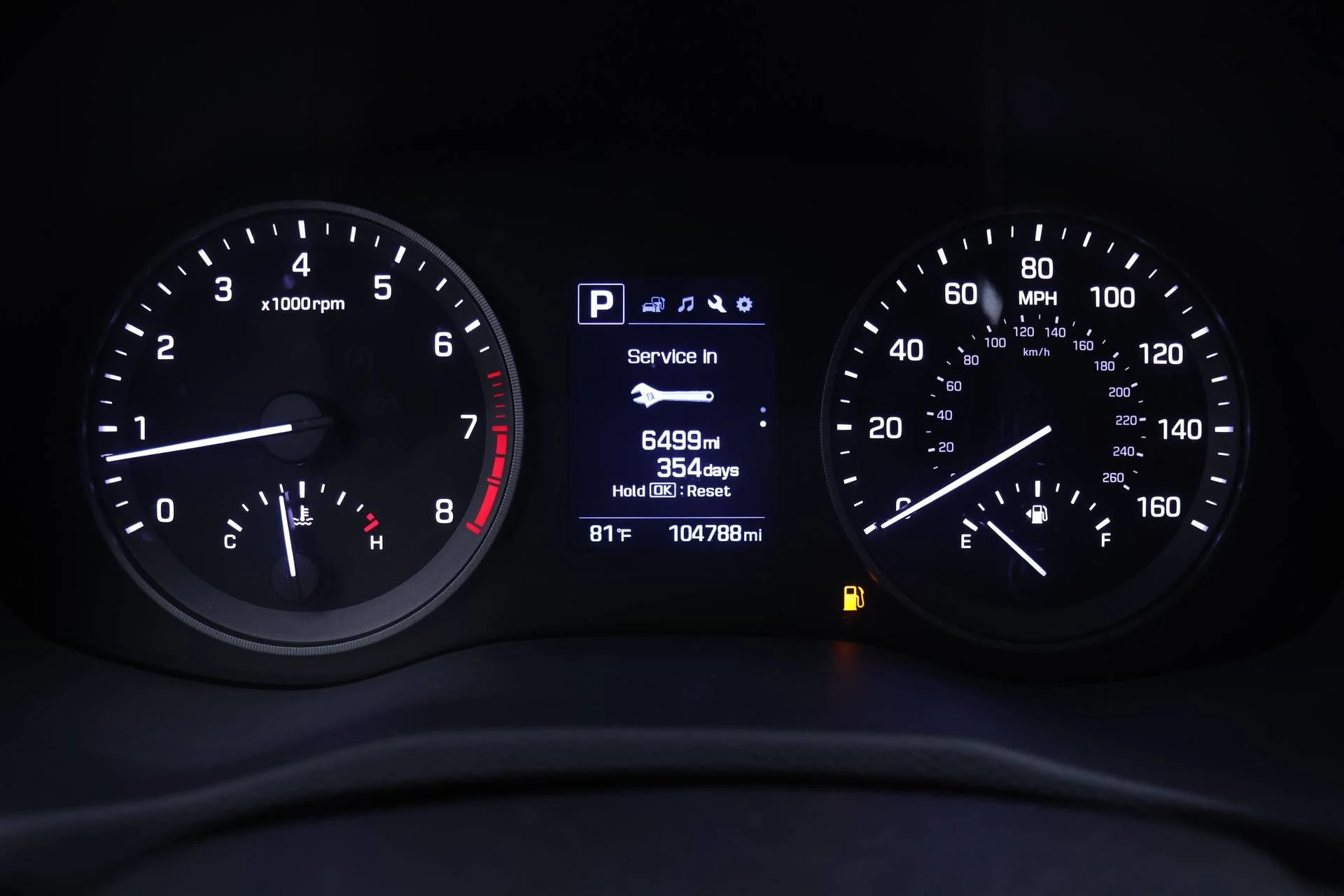 Used 2017 Coliseum Gray Hyundai SE image 8