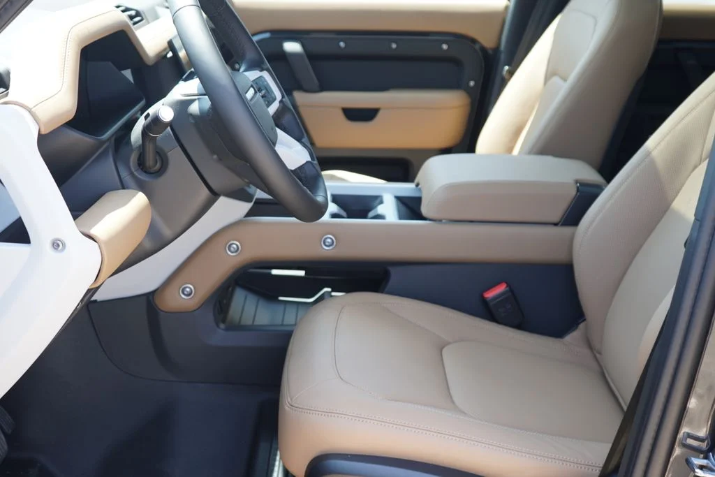 New 2026 Gray Land Rover S image 11