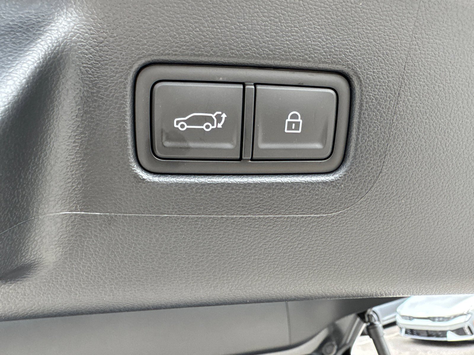 New 2026 Phantom Black Hyundai SE image 15