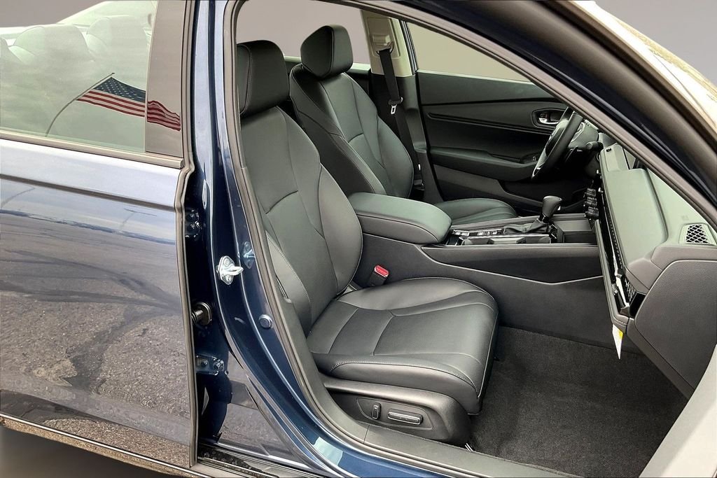 New 2026 Canyon River Blue Metallic Honda EX-L image 10