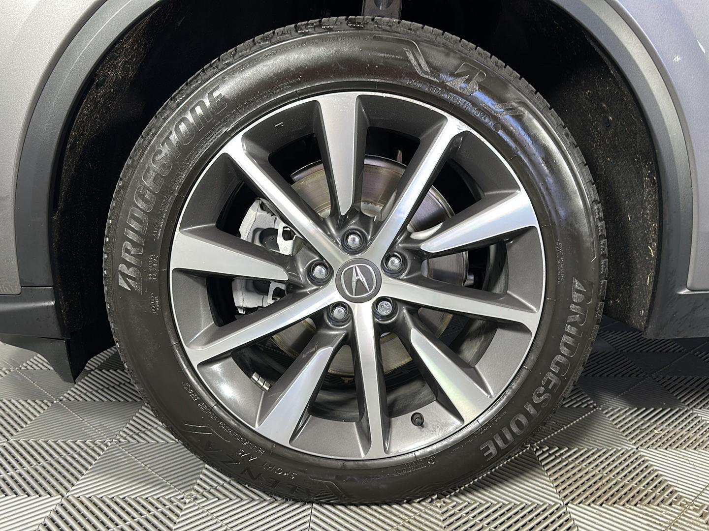 Used 2025 Liquid Carbon Metallic Acura SH-AWD w/Tech image 6