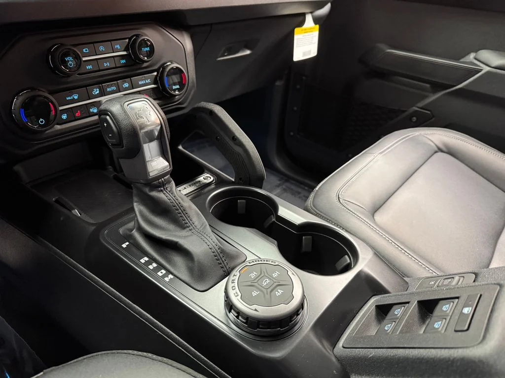 New 2026 Oxford White Ford Badlands® image 19