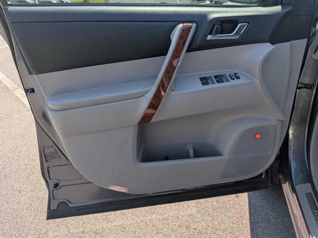 Used 2012 Gray Toyota Limited image 9