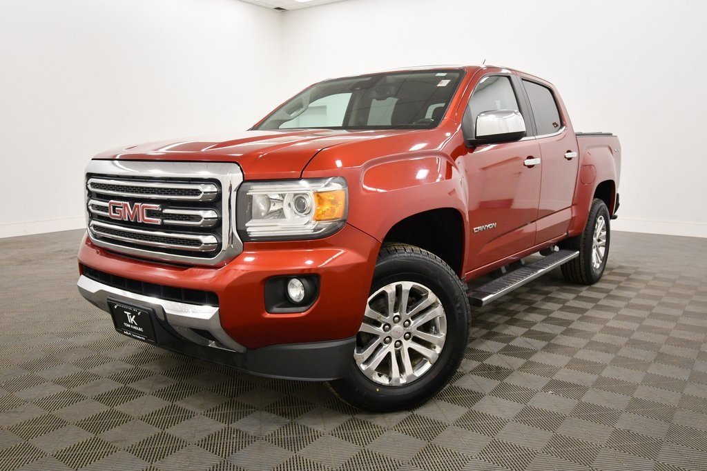 Used 2015 GMC Canyon SLT with VIN 1GTG6CE34F1226076 for sale in Rochester, Minnesota