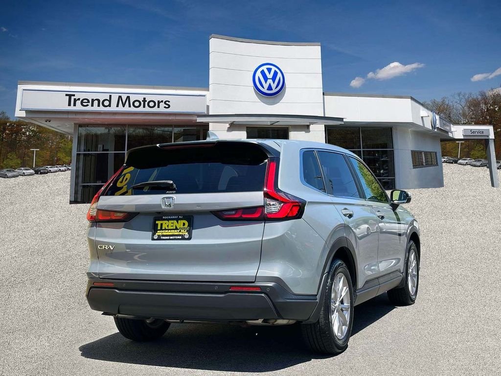 Used 2024 Gray Honda EX-L image 6