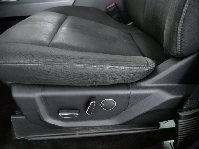 Certified Used 2018 Red Ford XLT image 19