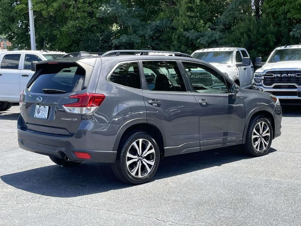Used 2022 Gray Subaru Limited image 9