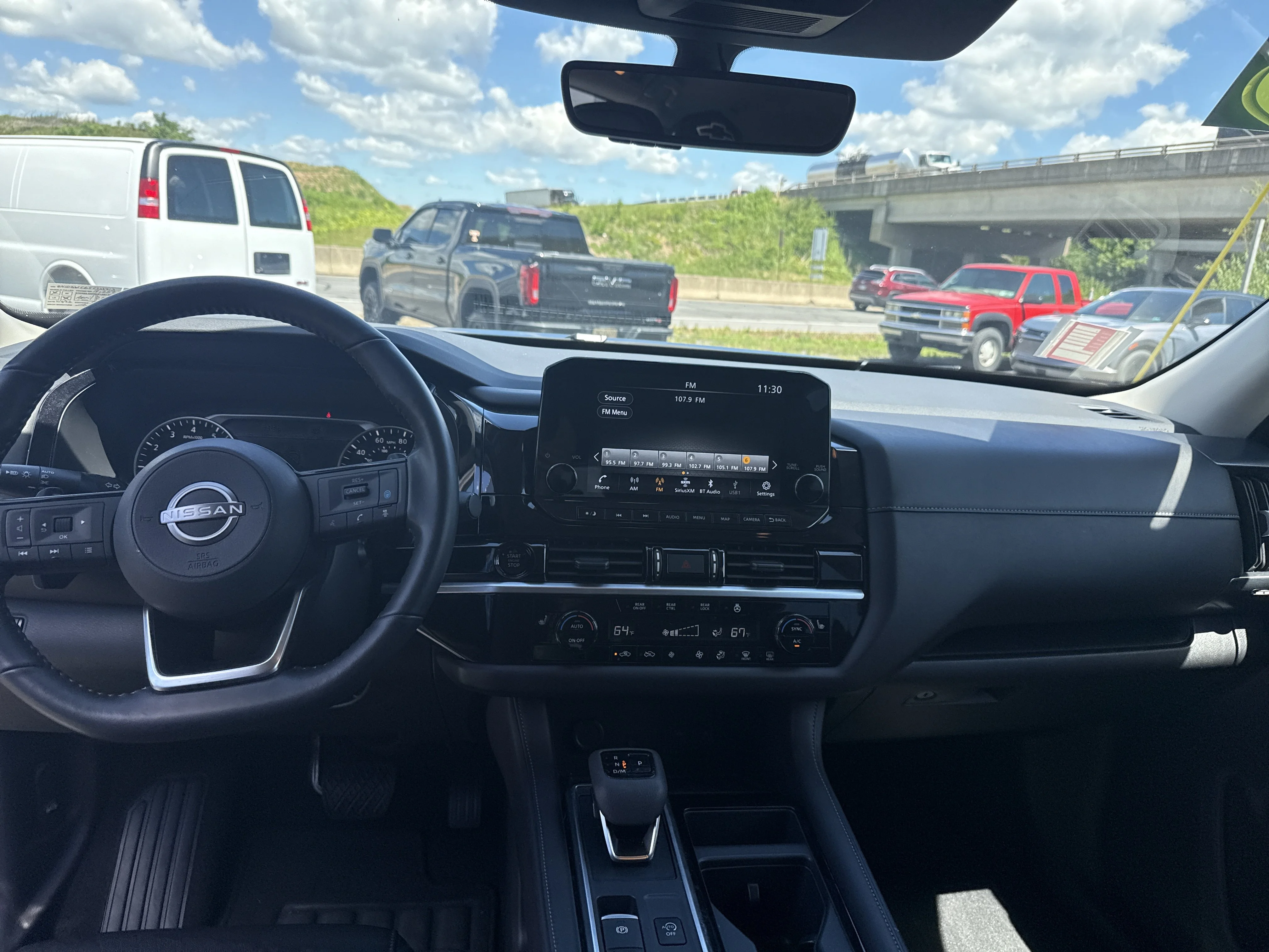Used 2025 Super Black Nissan SL image 15