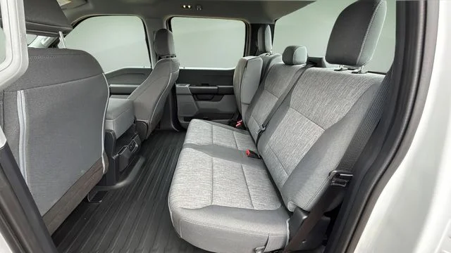 Used 2023 White Ford XL image 21