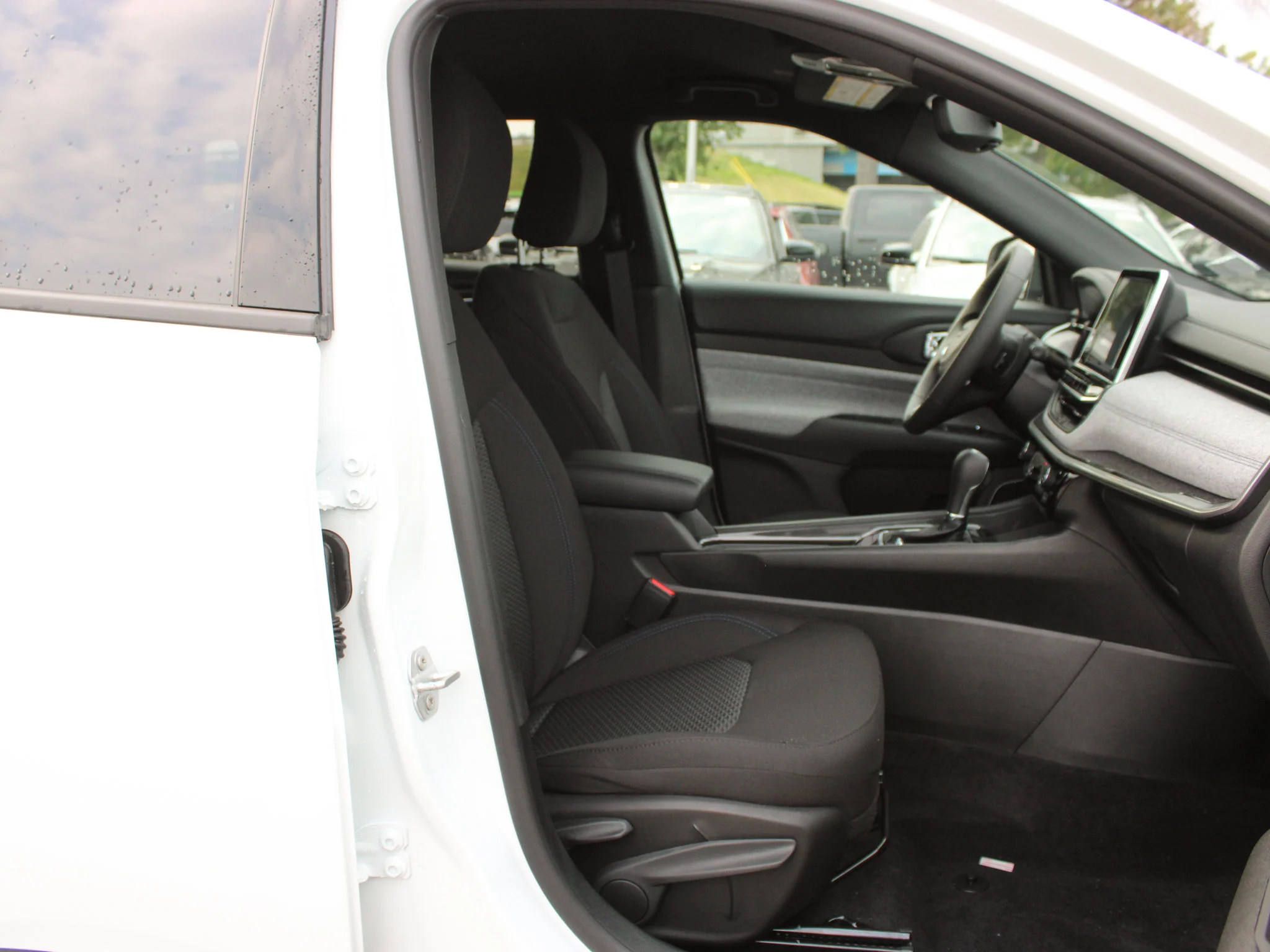 Used 2025 White Jeep Sport* 4x4 image 12