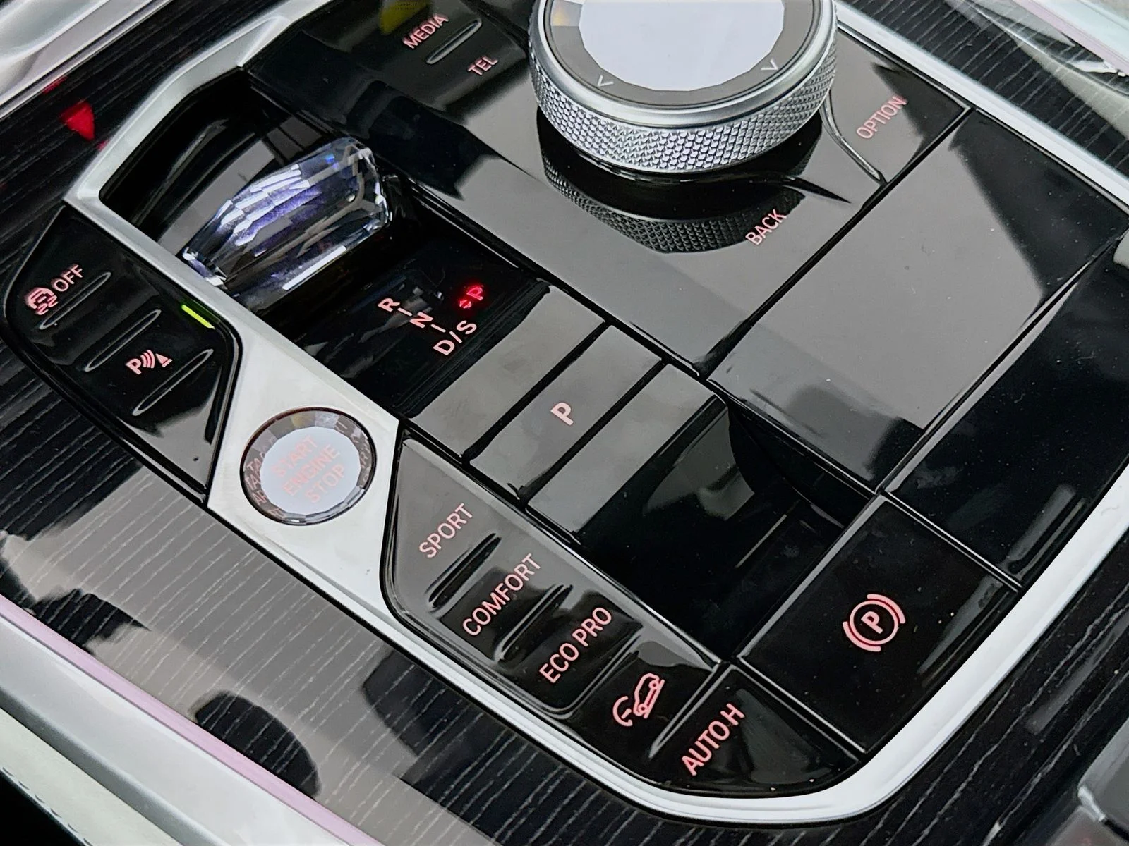 2026 BMW X5 M60i - Photo 17