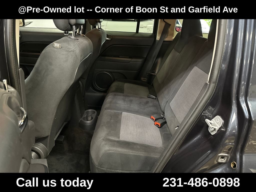 Used 2014 Gray Jeep Latitude image 21