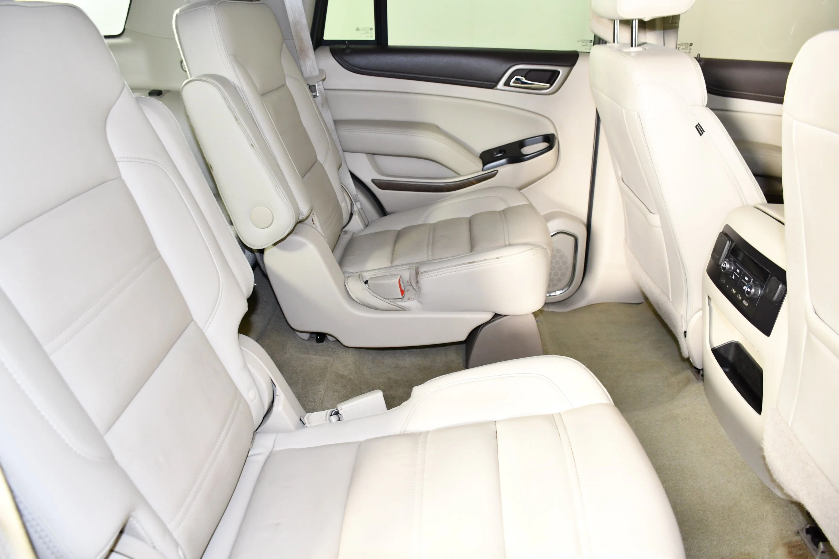 Used 2018 Onyx Black GMC Denali image 48