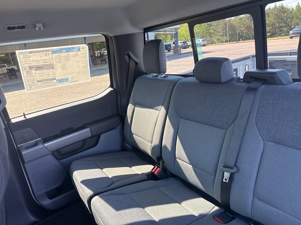 New 2026 Avalanche Ford XLT image 13