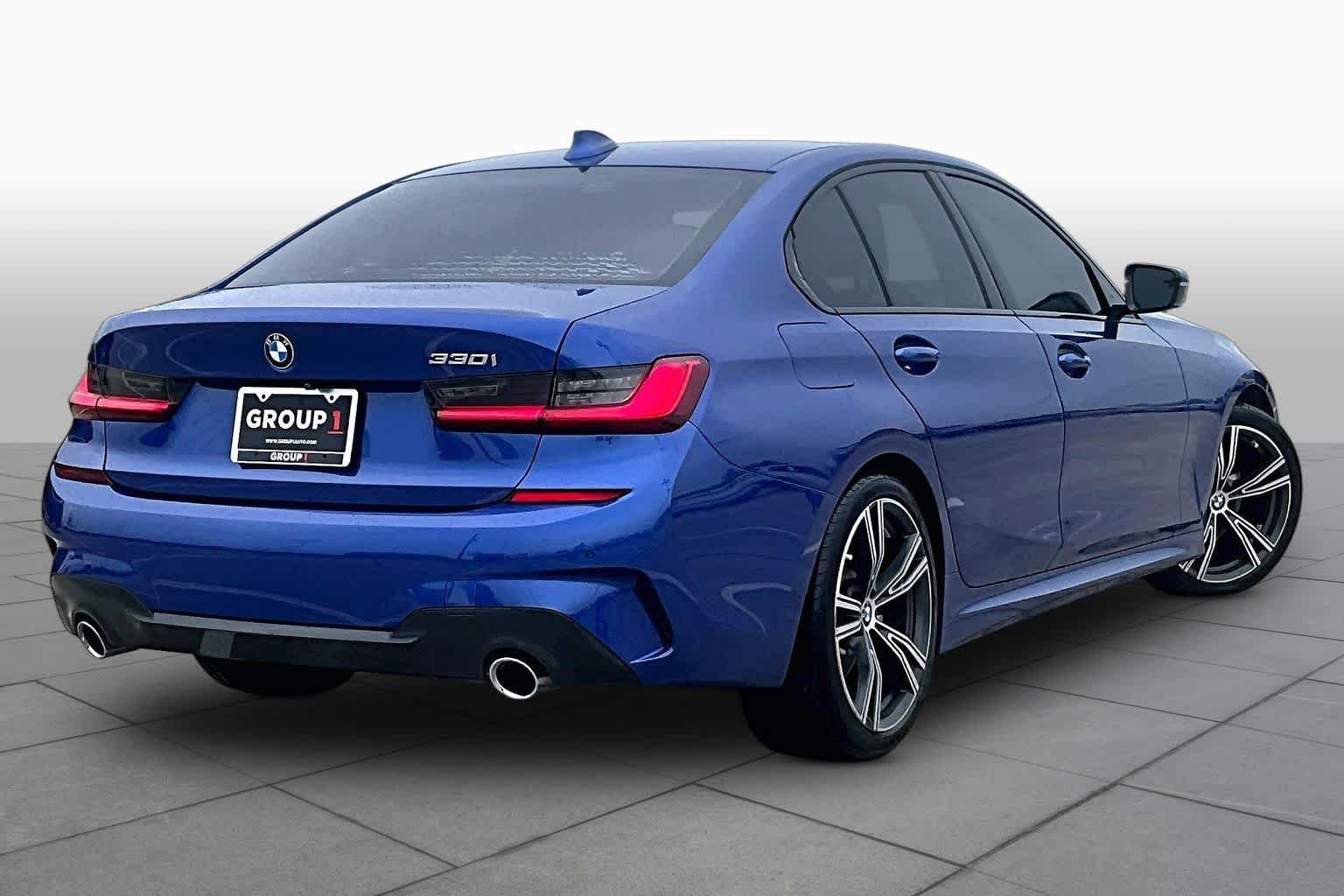 Used 2020 Portimao Blue Metallic BMW 330i image 12