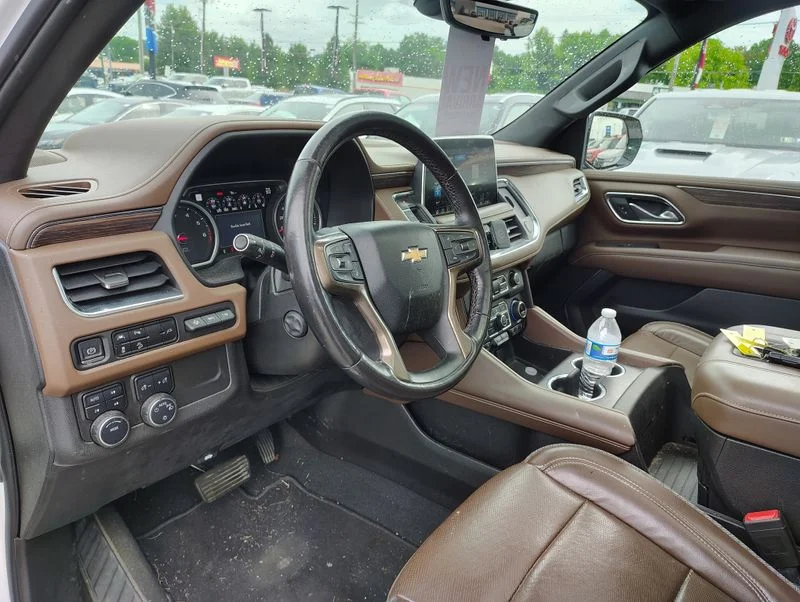Used 2021 Beige Chevrolet High Country image 9