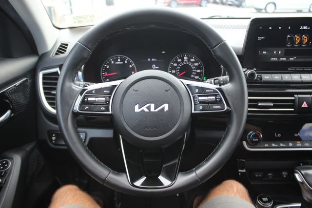 Used 2022 Gray Kia EX image 15