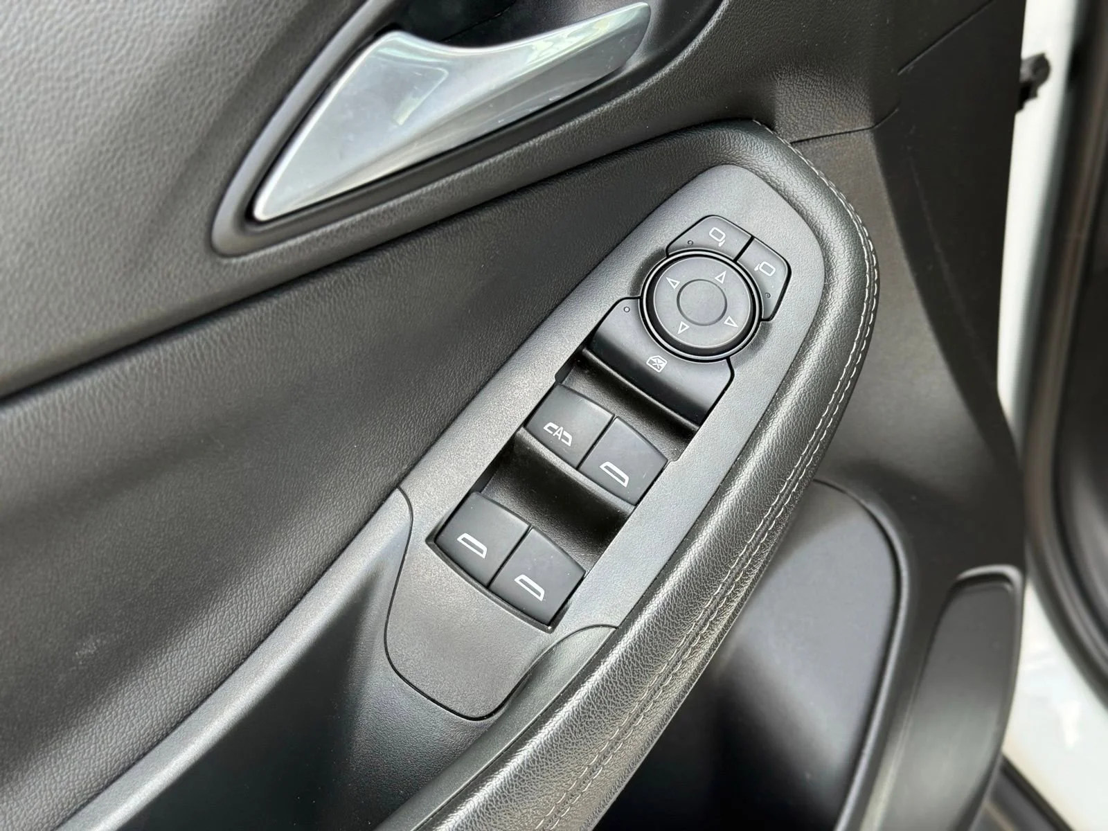 2020 Buick Encore GX Select - Photo 14
