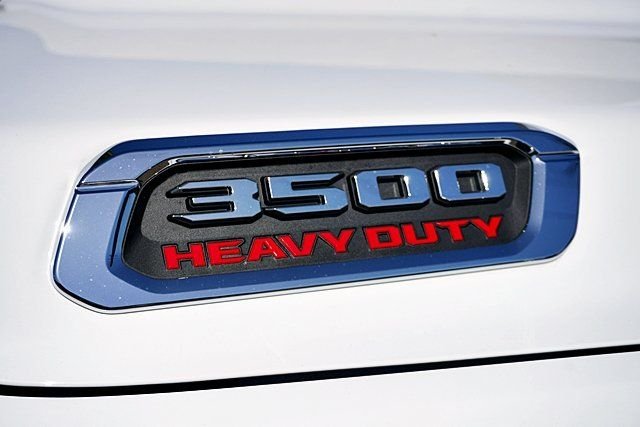 Used 2025 White Ram Limited image 10