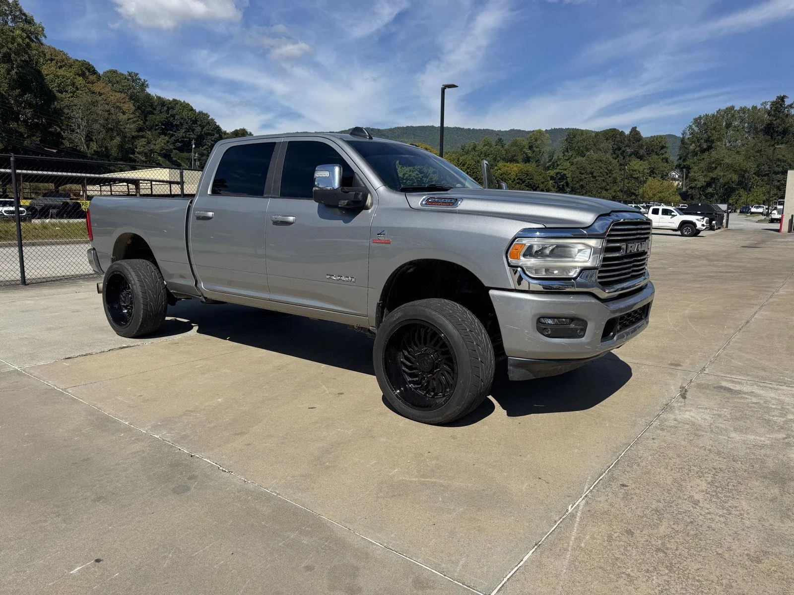 Used 2024 Billet Silver Metallic Clearcoat Ram Laramie image 1