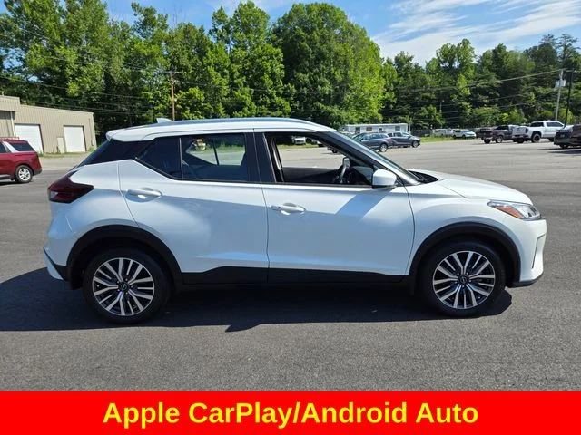 Used 2024 White Nissan SV image 10