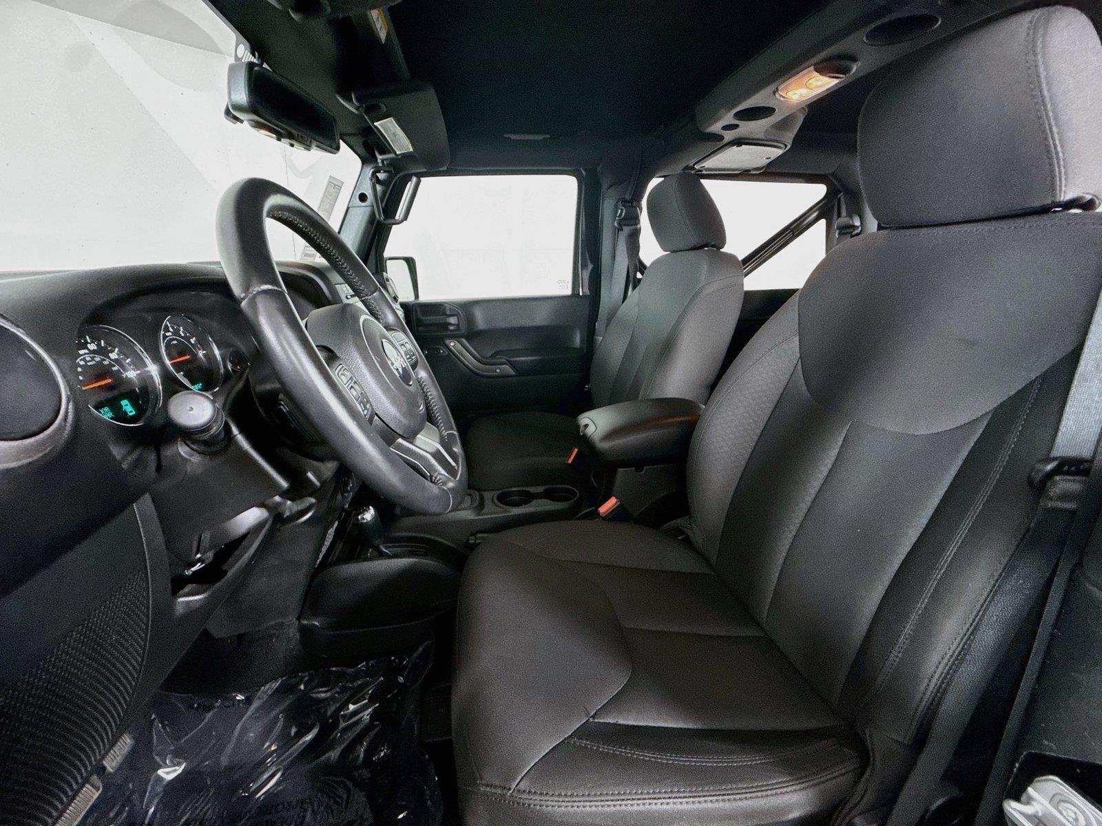 Used 2017 Black Clearcoat Jeep Sport image 3