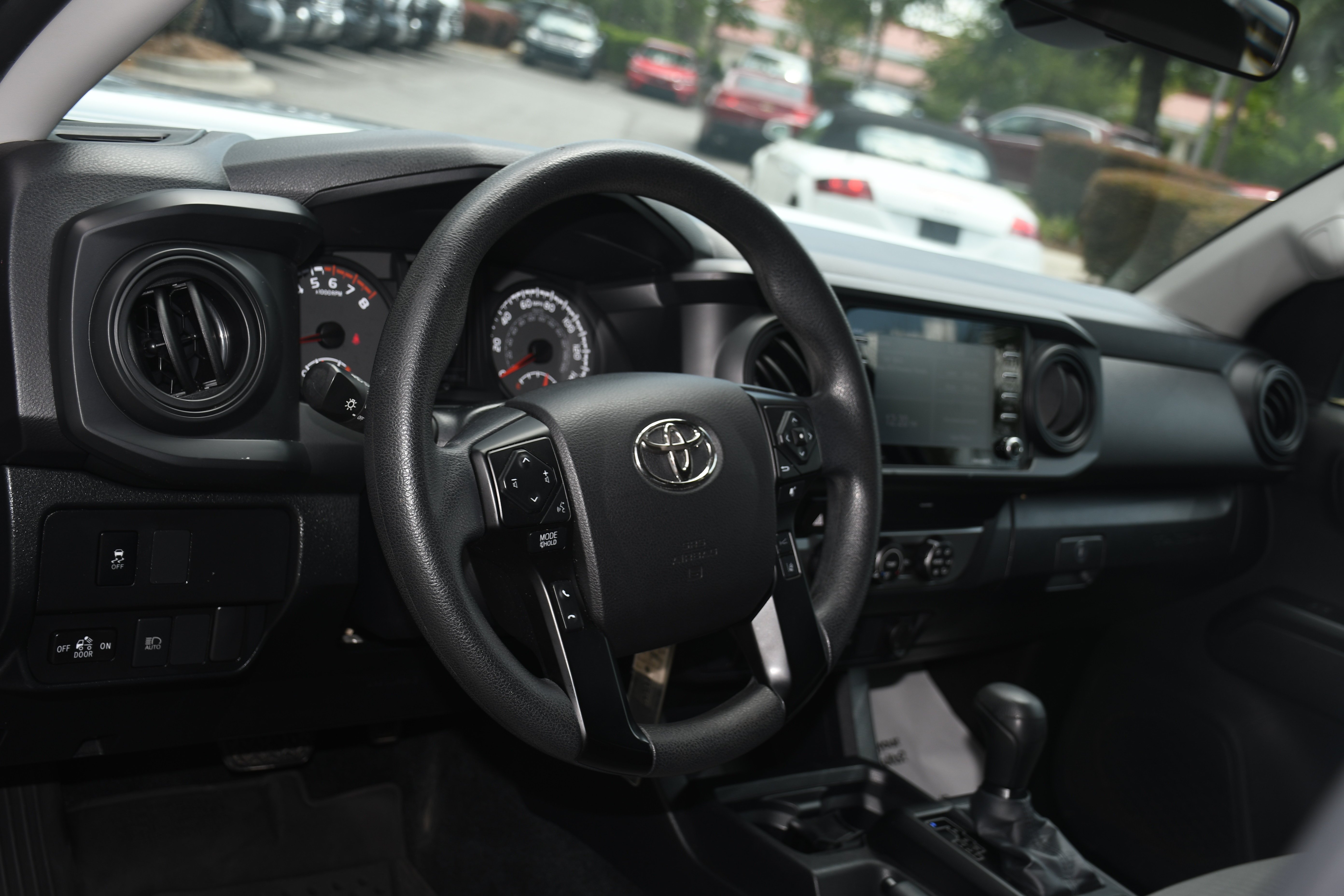 Used 2022 Silver Toyota SR image 7