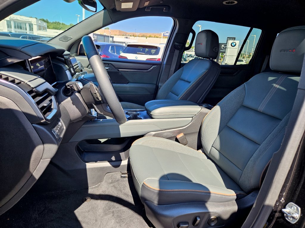 2024 GMC Acadia AT4 - Photo 10