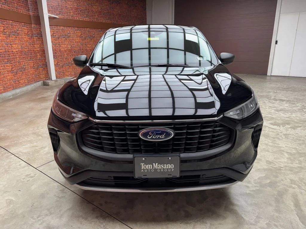 New 2026 Agate Black Metallic Ford Active® image 6