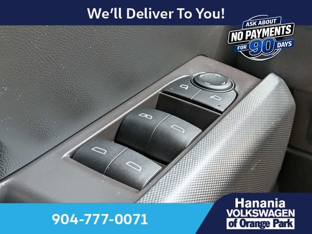 Used 2025 Blue GMC Elevation image 27