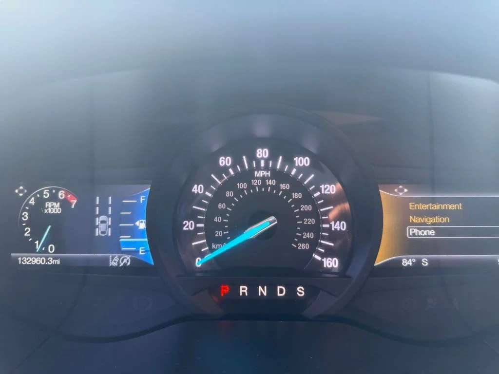 Used 2019 Black Ford SEL image 31