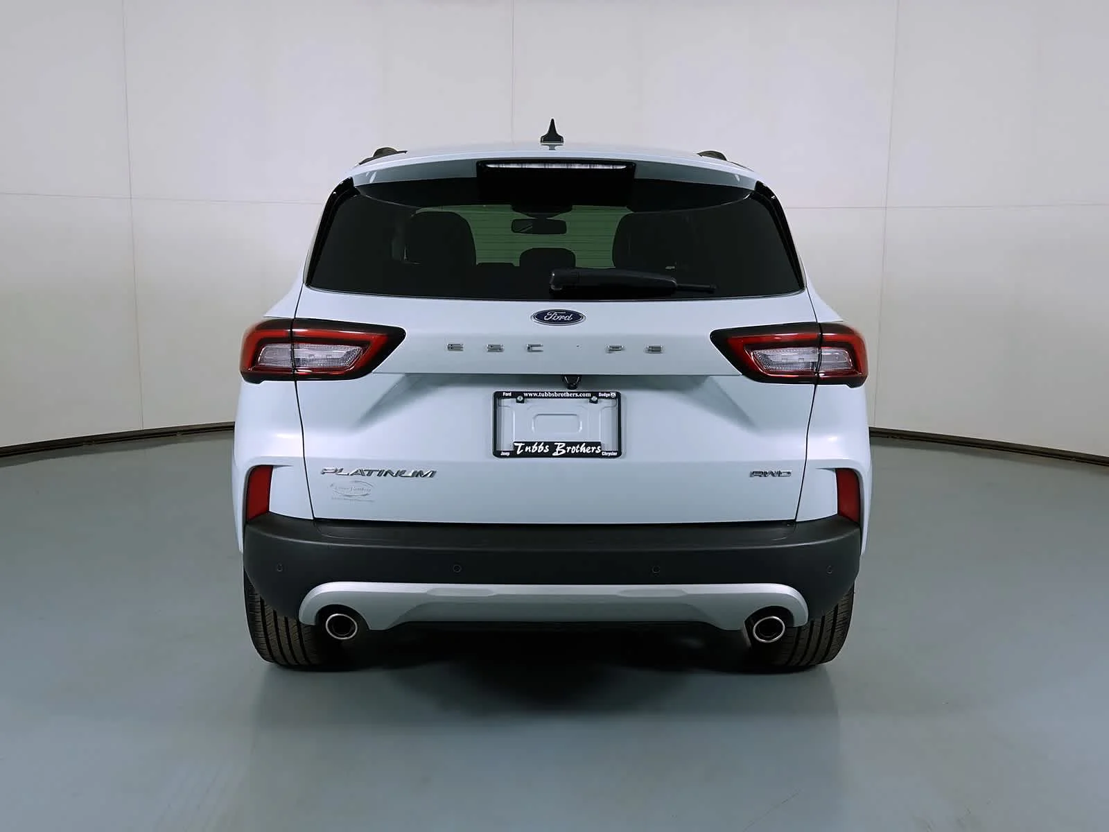 Used 2025 Space Silver Ford Platinum image 4