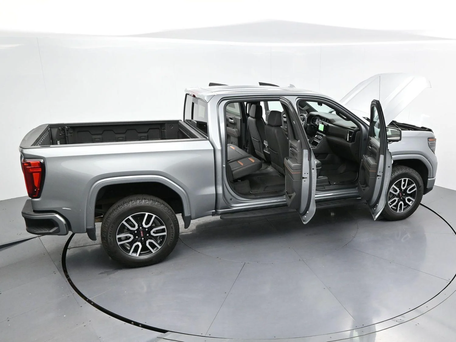 Used 2024 Sterling Metallic GMC AT4 image 42
