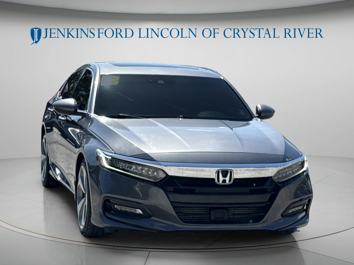 Used 2018 Crystal Black Pearl Honda Touring 2.0T image 14
