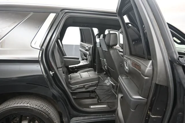 2022 Chevrolet Tahoe LT - Photo 13