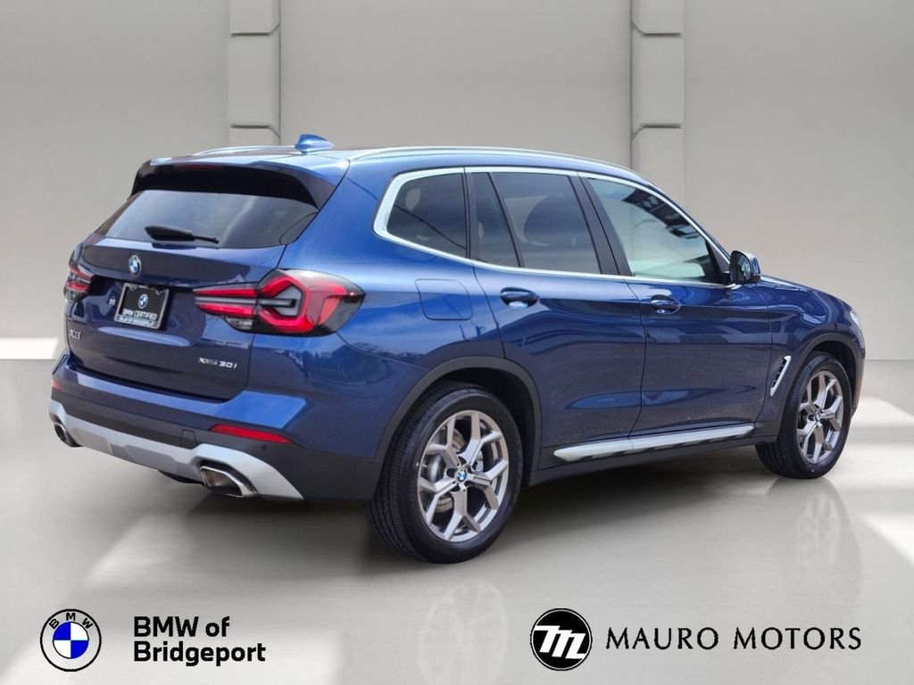 Certified Used 2022 Blue BMW xDrive30i image 3