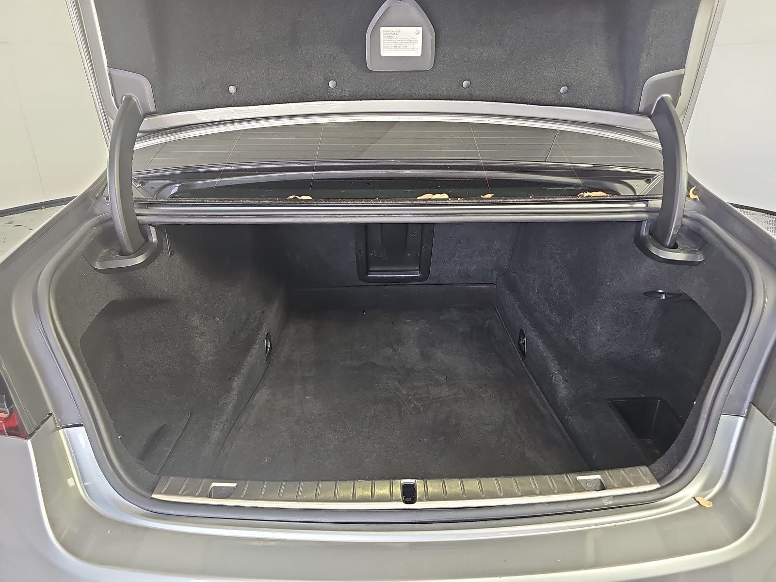 Used 2021 Gray BMW 740i image 12