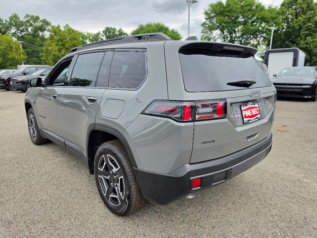 New 2026 Sting-Gray Clear-Coat Exterior Paint Jeep Laredo image 10