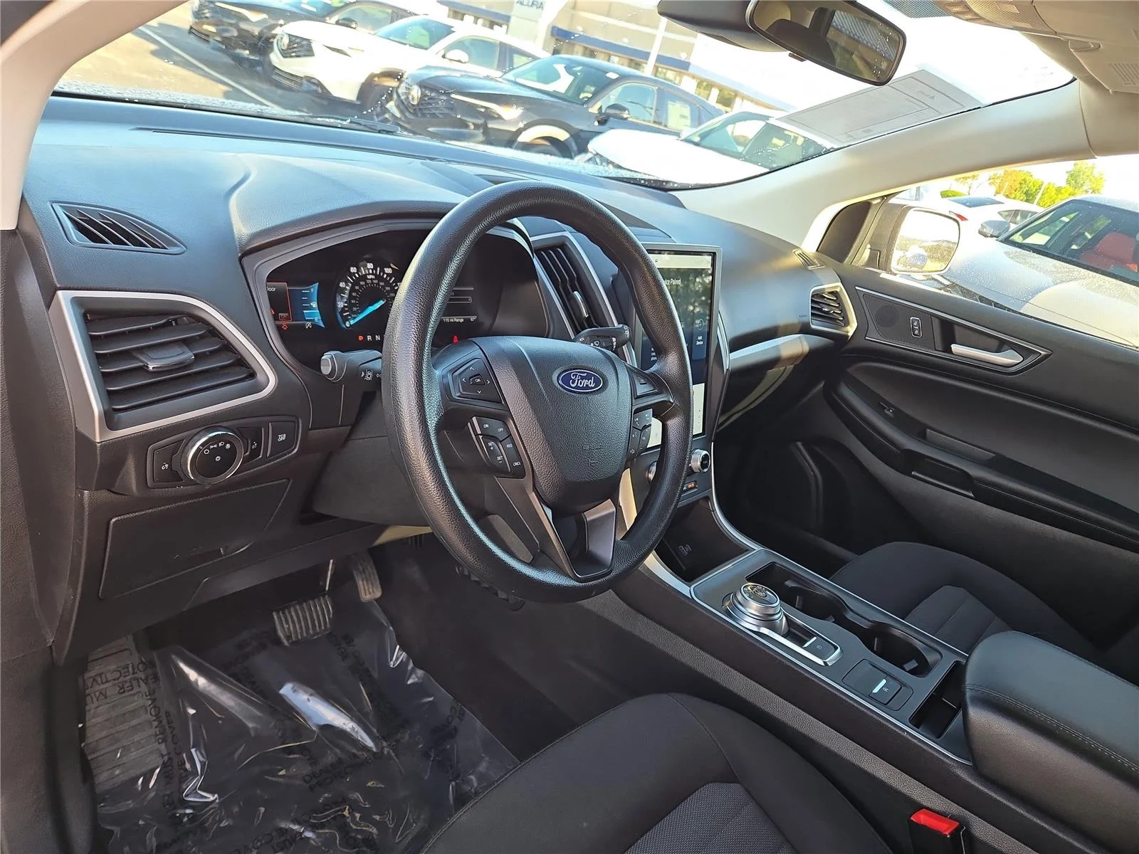 Used 2023 Iconic Silver Ford SE image 21