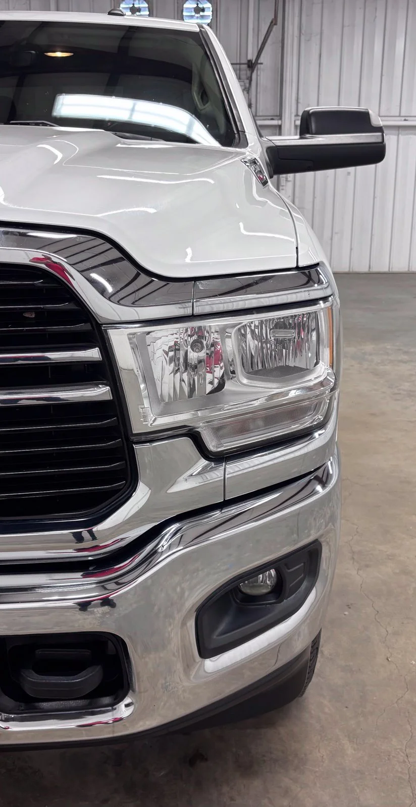 Used 2019 White Ram Big Horn image 9