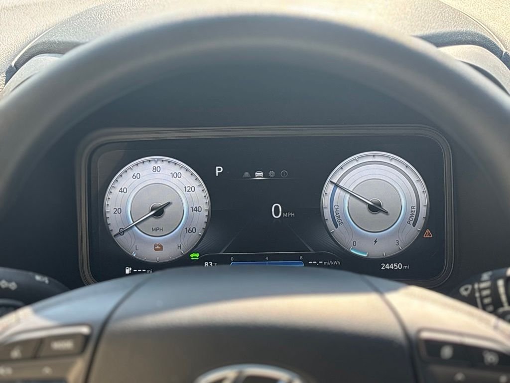 Used 2023 Gray Hyundai SE image 26