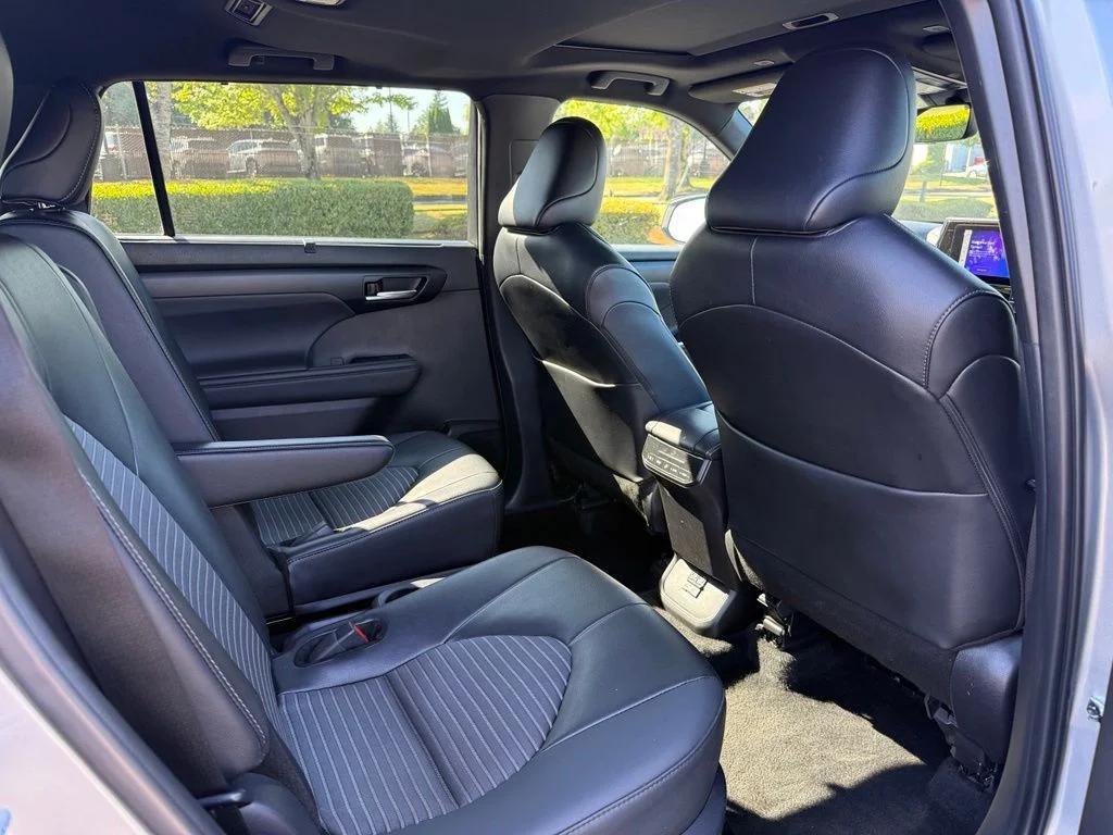 Used 2025 Celestial Silver Metallic Toyota XSE image 22