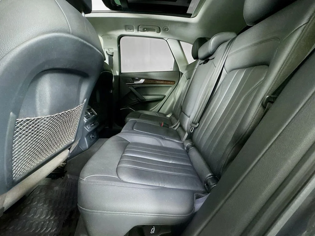 Used 2018 Gray Metallic Audi 2.0T Premium Plus image 32