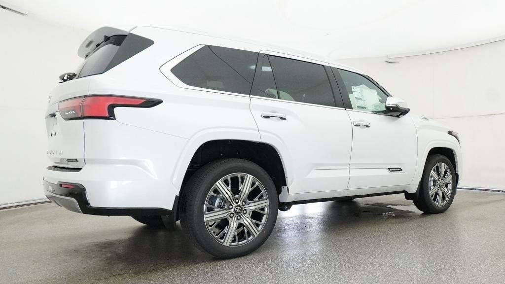 New 2026 Wind Chill Pearl Toyota Capstone image 13