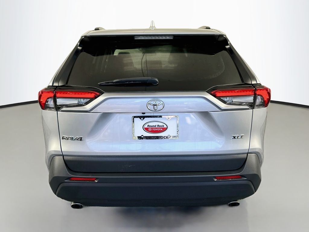 Used 2025 Silver Toyota XLE image 6